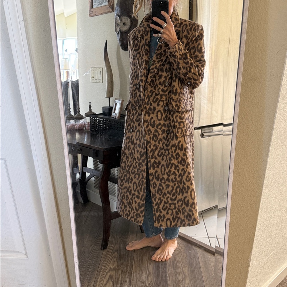 Leopard Print Long Coat structured shoulders Vtg - image 1